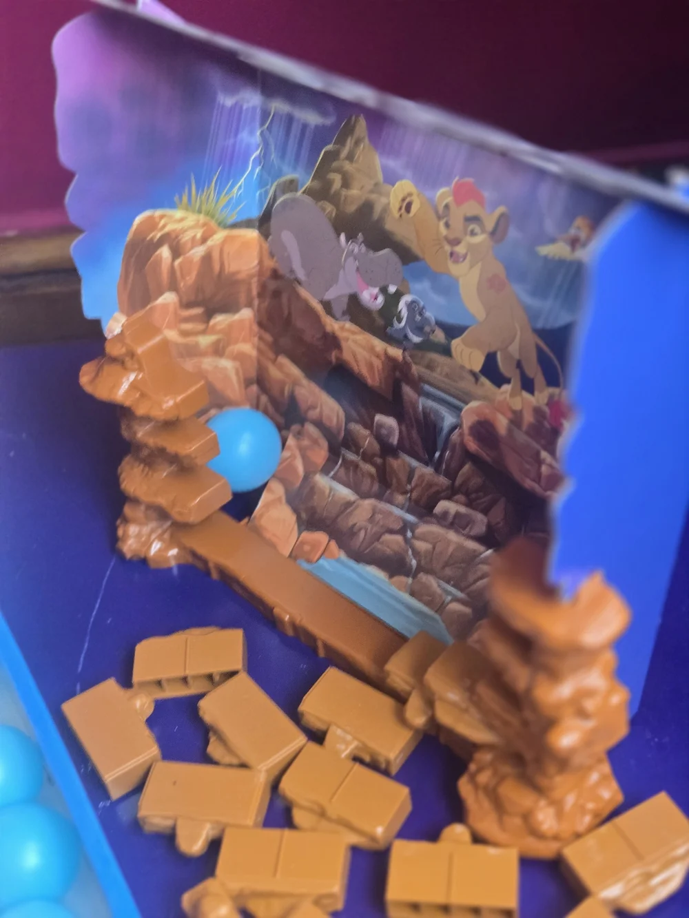 Disney Jr The Lion Guard Boulder Burst Game (Age 4+)